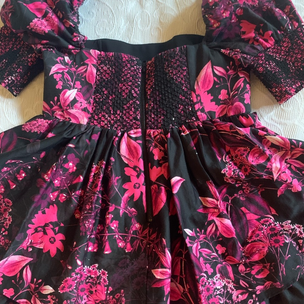 NWT Alice and Olivia puff sleeve floral print mini dress size small - Picture 10 of 10